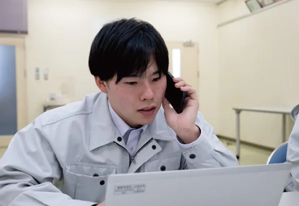 採用情報